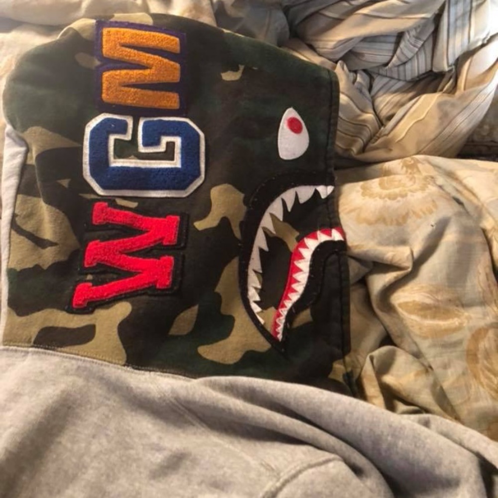 Bape hoodie size L .